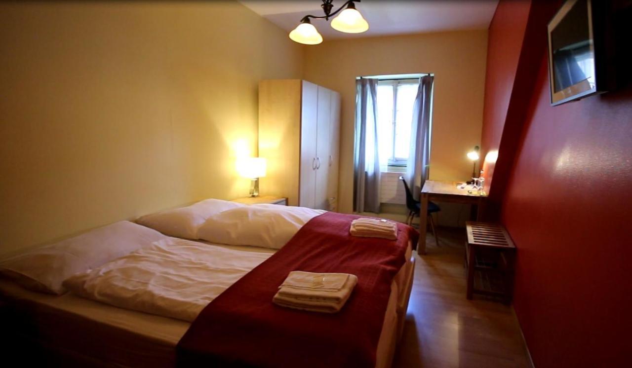 Gasthof Baeren Aarburg Last Check In 2100 Pm Extérieur photo